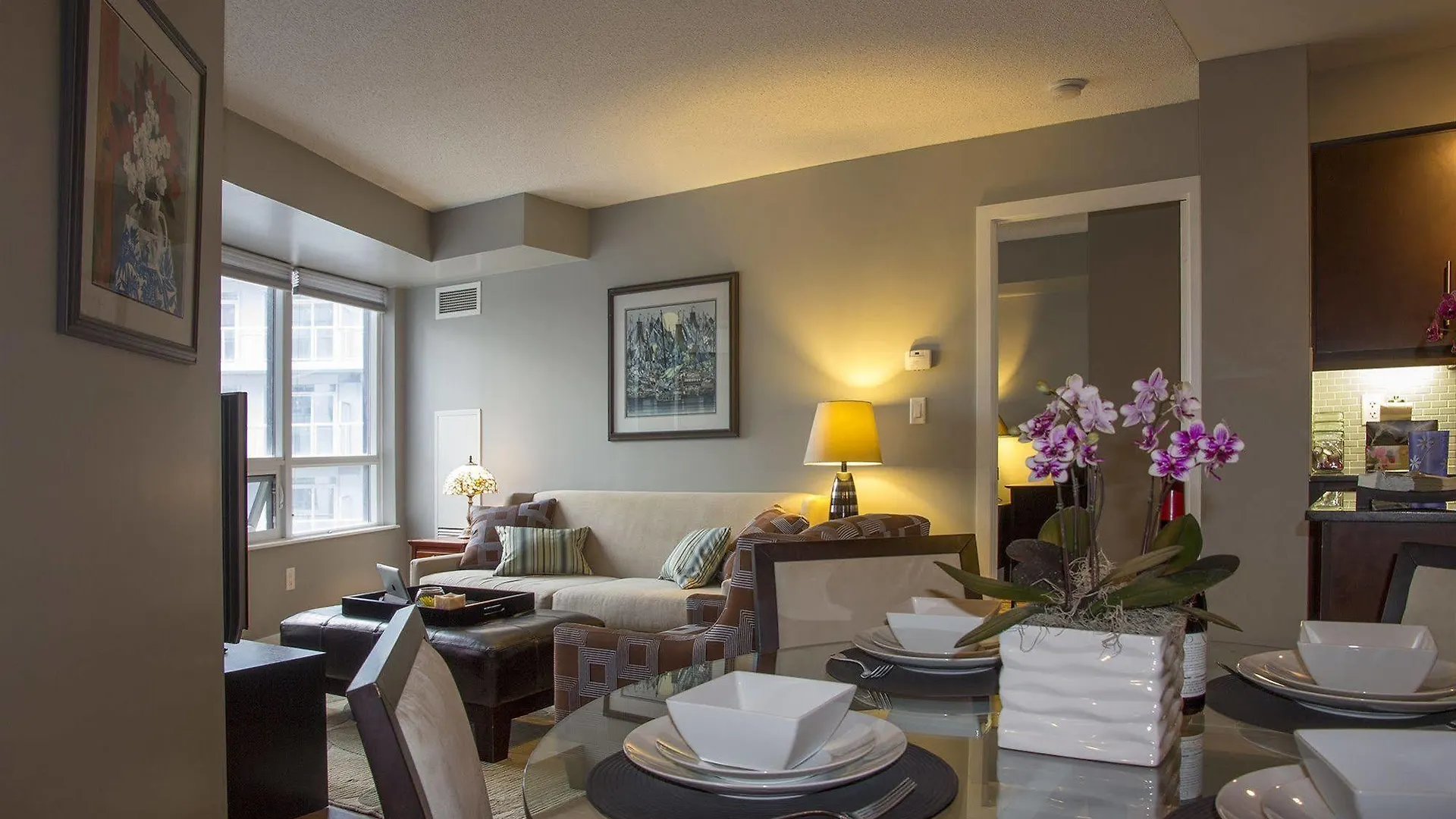 Park Suites Toronto - Element 0*,  كندا