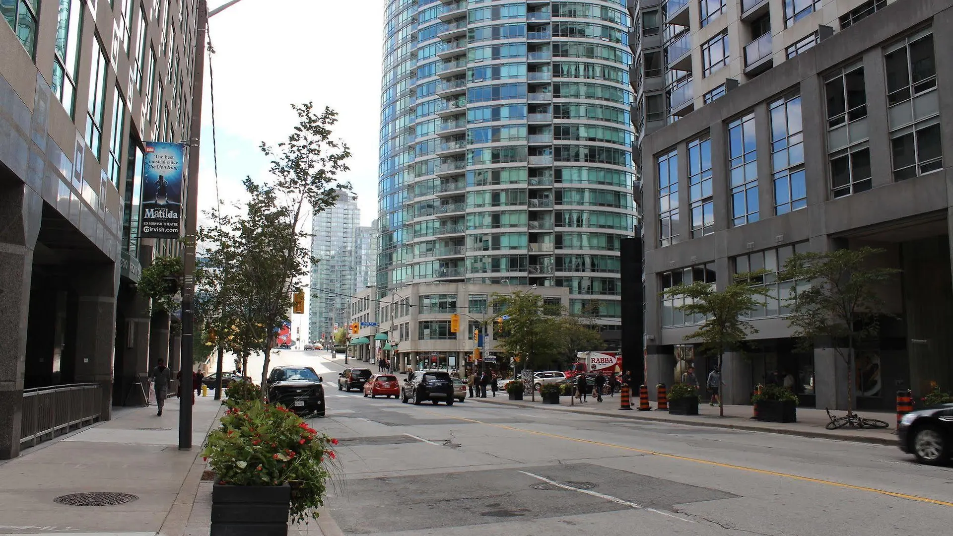 Park Suites Toronto - Element 0*,  كندا